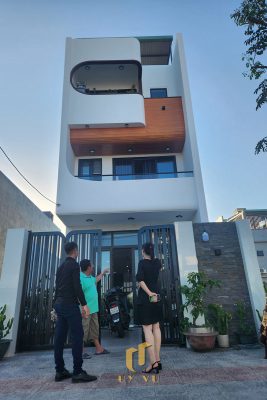 Hoàn thiện công trình nhà anh Làm