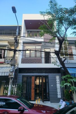 Mặt tiền nhà chị Dung