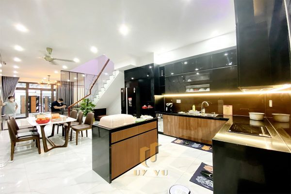 Nhà anh Quốc - Phòng bếp ăn