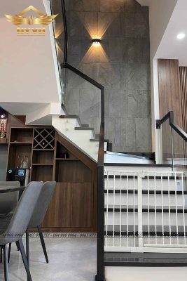 Không gian sang trọng, đẳng cấp của nhà chị Hương Nhà chị Hương - Cầu thang