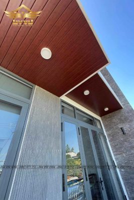 Không gian sang trọng, đẳng cấp của nhà chị Hương Nhà chị Hương - Cửa kính