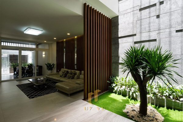 Không gian phòng khách và tiểu cảnh nhà anh Bội