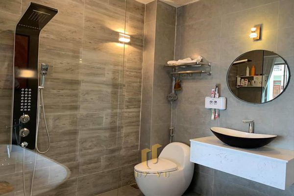 Hình ảnh phòng tắm thực tế - nhà anh Giang