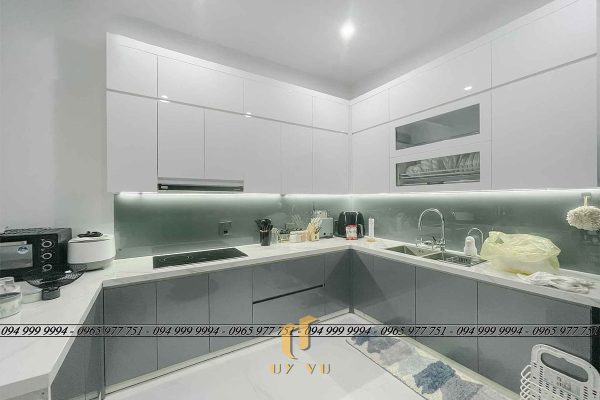 Phòng bếp biệt thự nhà chị Hương