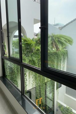 View nhìn từ bên ngoài nhà anh Quang