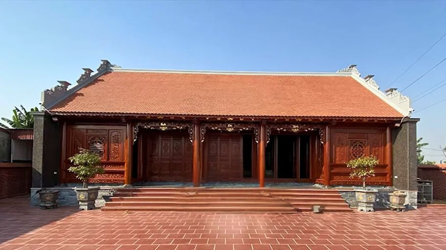 Mẫu thiết kế nhà gỗ 5 gian 2 thò 3 thụt độc đáo