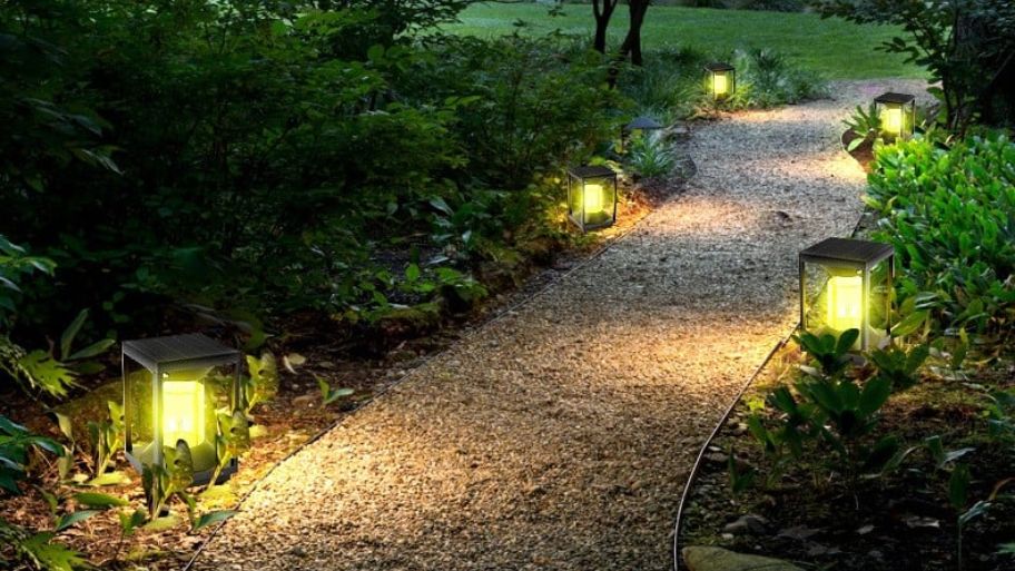 Lắp đèn hệ thống đèn chiếu sáng trang trí lối đi