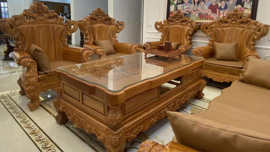 Bàn ghế gỗ phòng khách phù hợp phong cách tân cổ điển