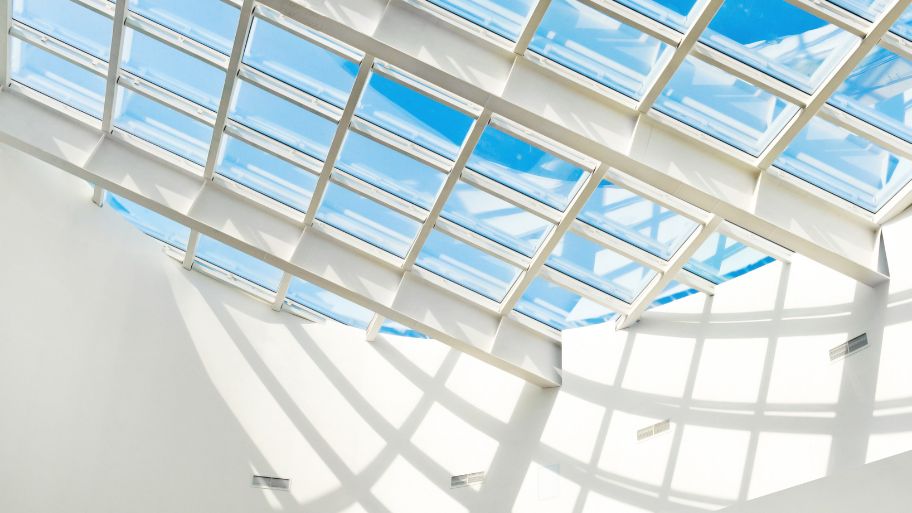 Thiết kế mái nhà bằng kính hiện đại