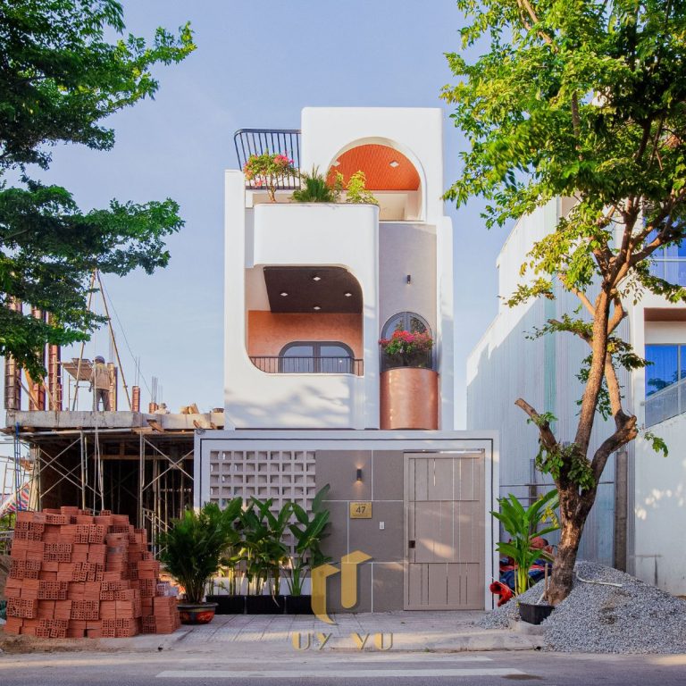Mặt tiền nhà anh Ca